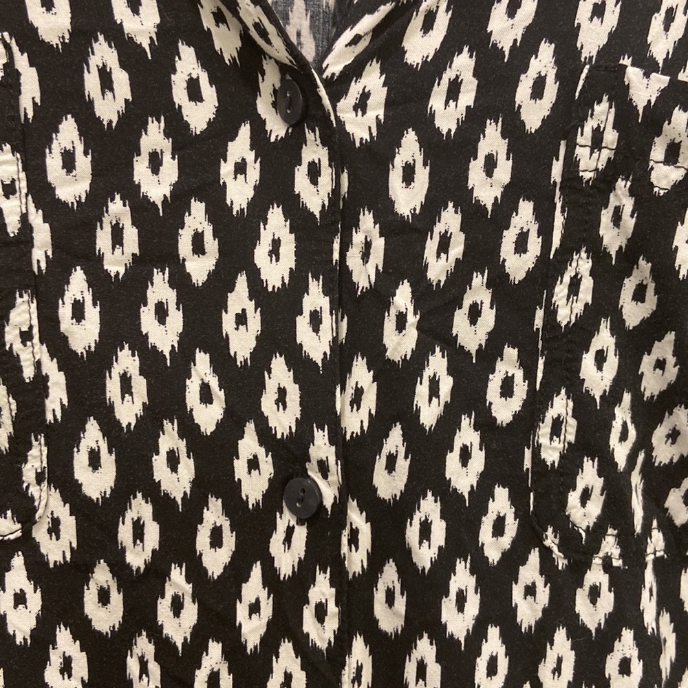 Button Down blouse - Picture 4 of 4